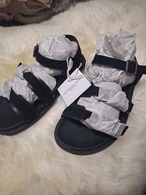 Size 6 American Eagle Outfitters Black Strappy Flat Sandals